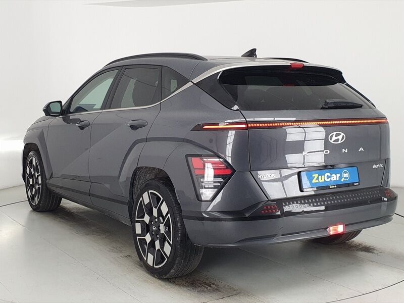 More views of Hyundai KONA