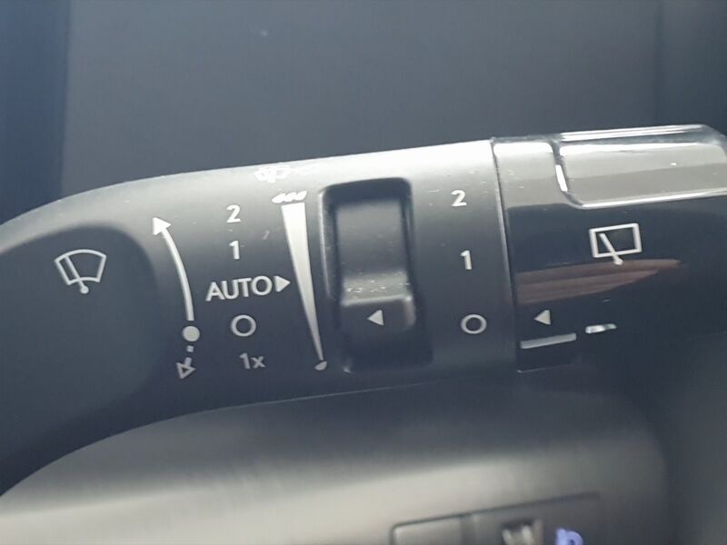 More views of Hyundai KONA