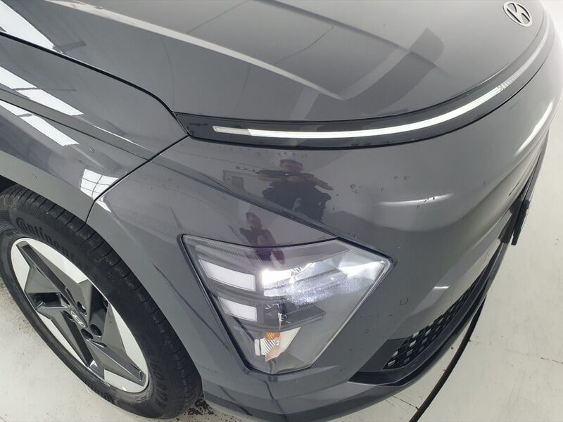 More views of Hyundai KONA