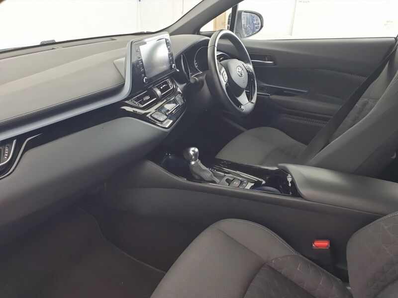 More views of Toyota C-HR
