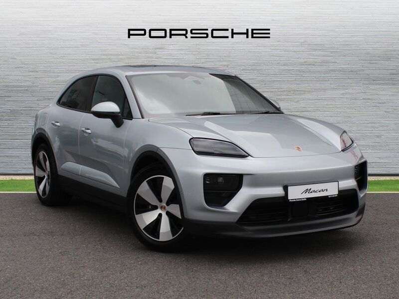 More views of Porsche Macan