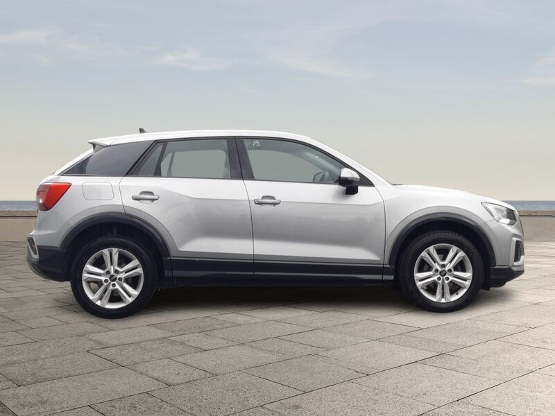 More views of Audi Q2