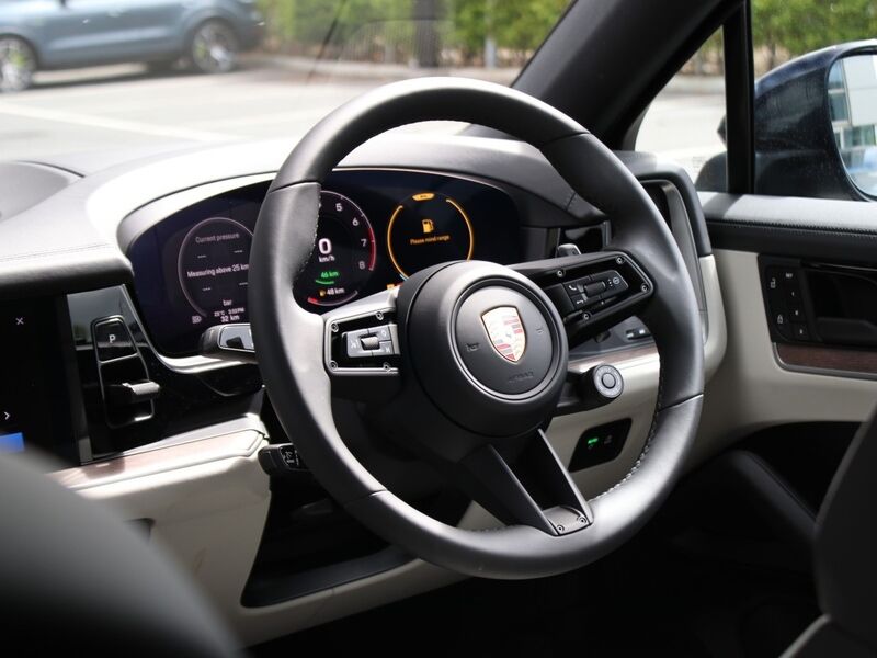 More views of Porsche Cayenne