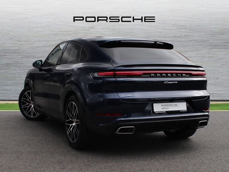 More views of Porsche Cayenne