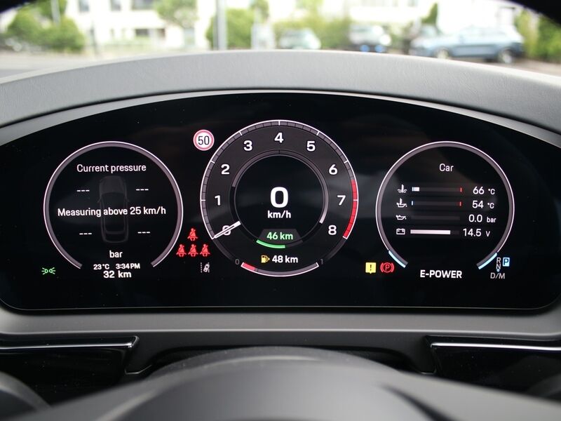 More views of Porsche Cayenne