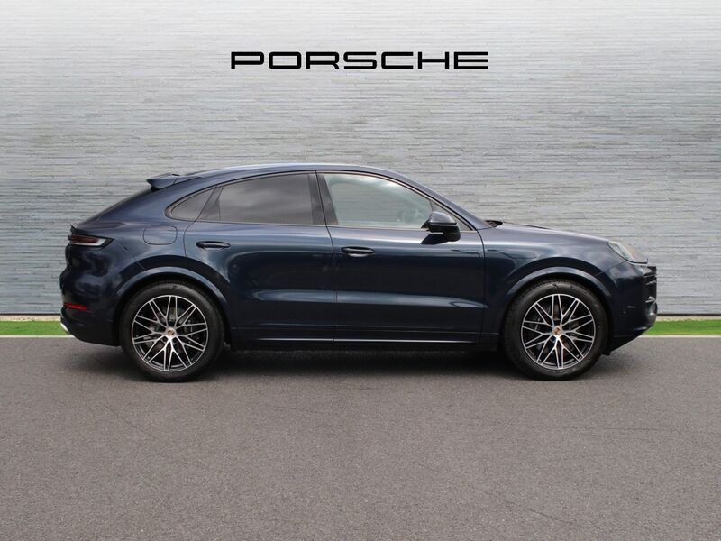 More views of Porsche Cayenne