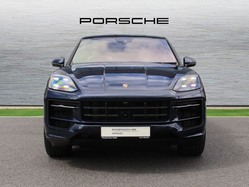 More views of Porsche Cayenne