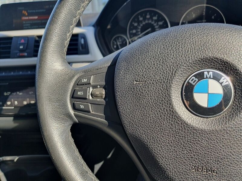 More views of BMW 3-Series