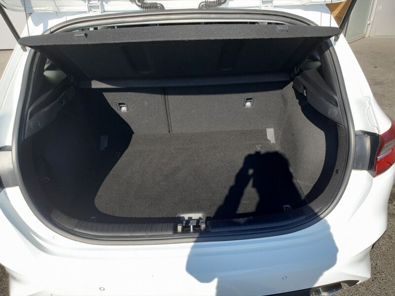 More views of Kia Ceed