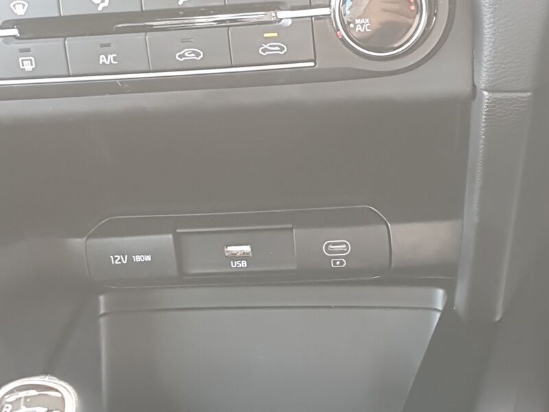 More views of Kia Ceed
