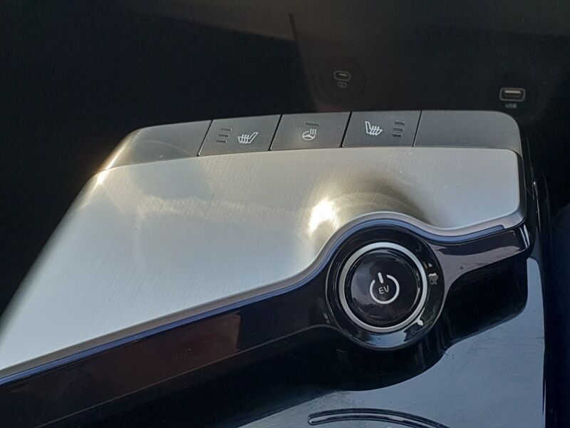 More views of Kia EV6