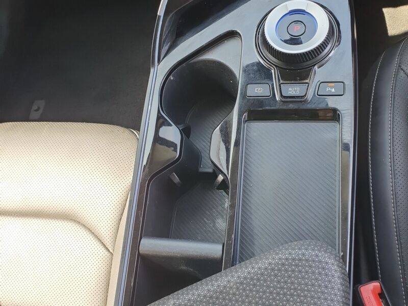 More views of Kia EV6