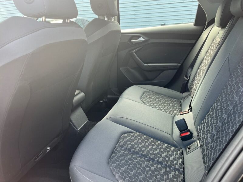More views of Audi A1