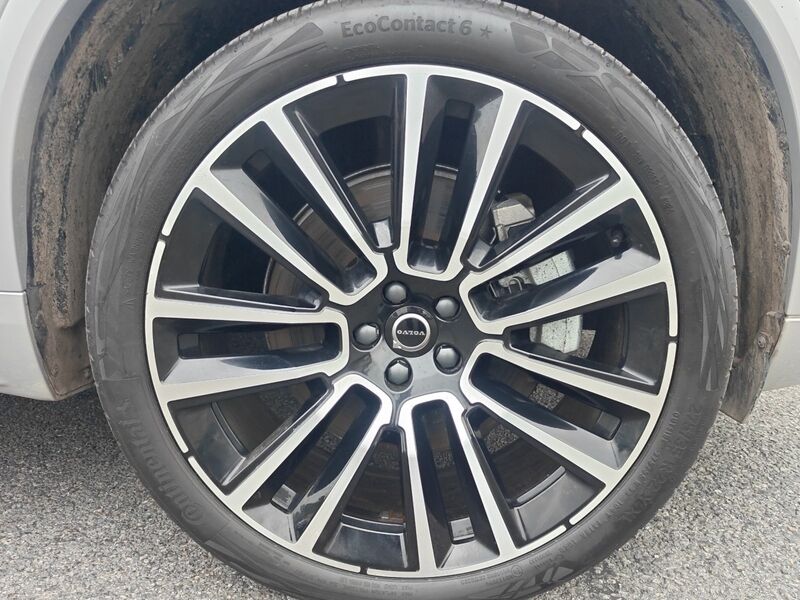More views of Volvo XC90