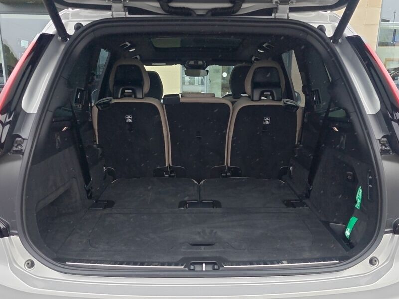 More views of Volvo XC90
