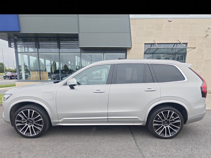More views of Volvo XC90
