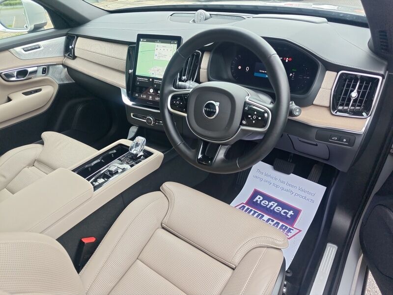 More views of Volvo XC90