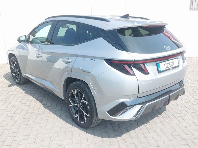 More views of Hyundai Tucson