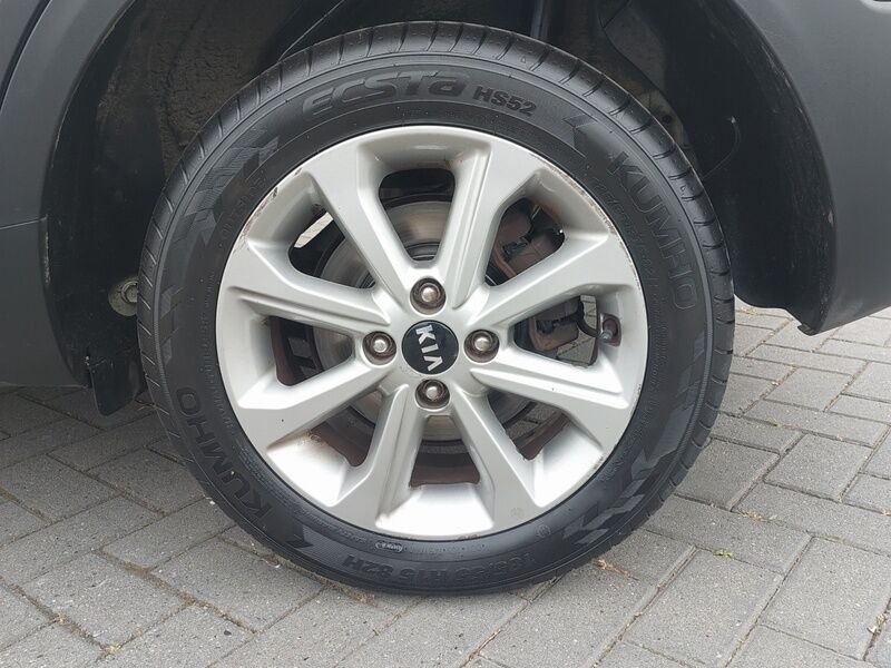 More views of Kia Stonic