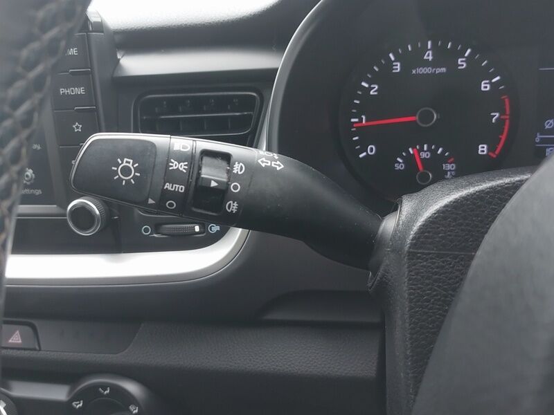 More views of Kia Stonic