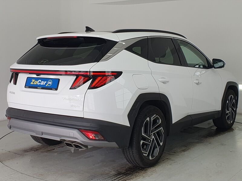 More views of Hyundai Tucson