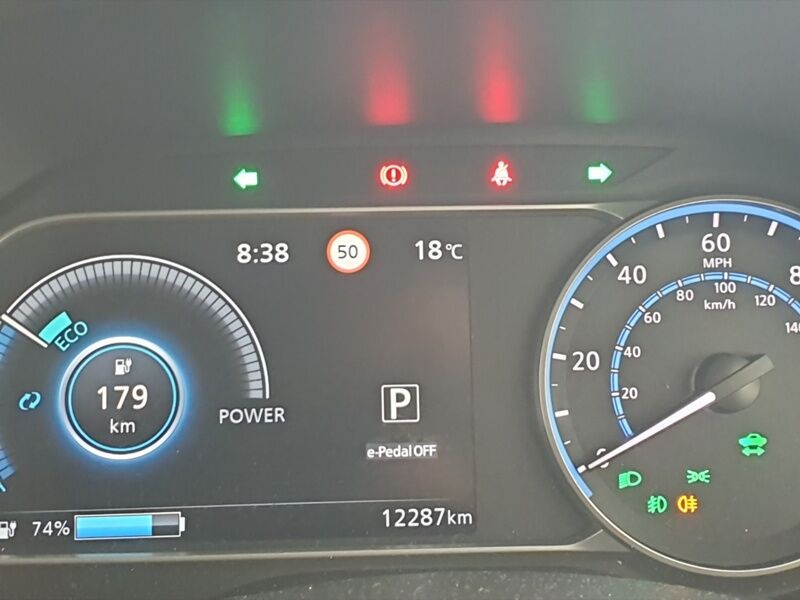 More views of Nissan Leaf