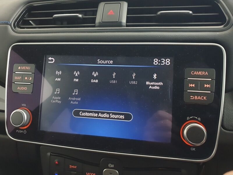 More views of Nissan Leaf