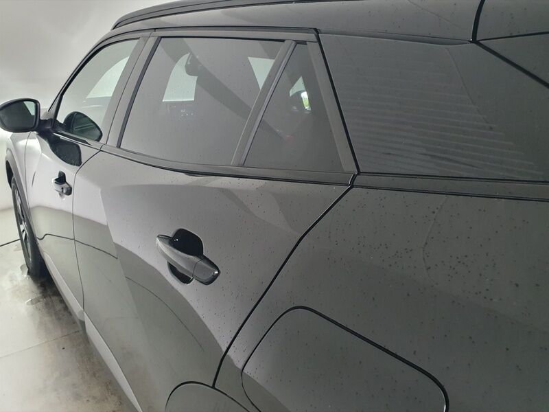 More views of Peugeot 2008