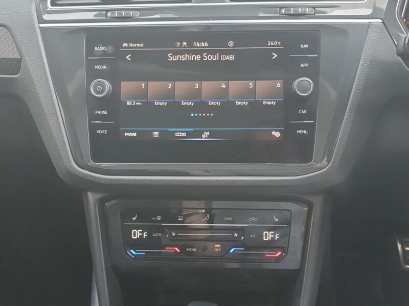 More views of Volkswagen Tiguan