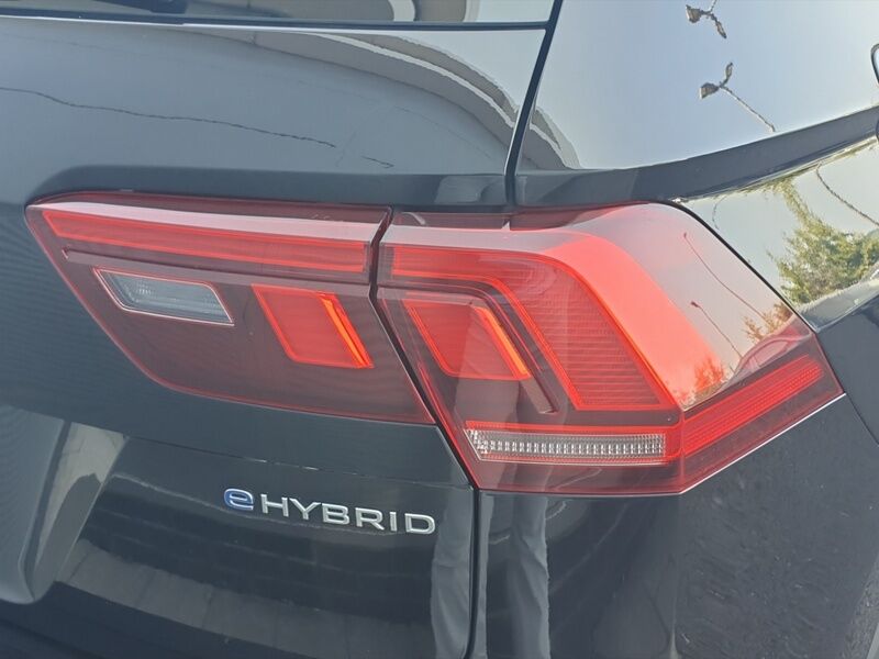 More views of Volkswagen Tiguan