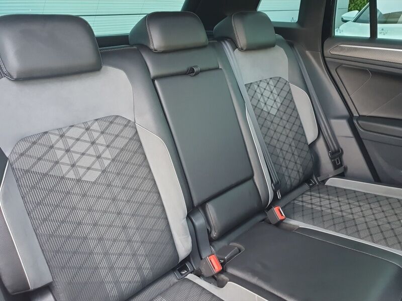More views of Volkswagen Tiguan