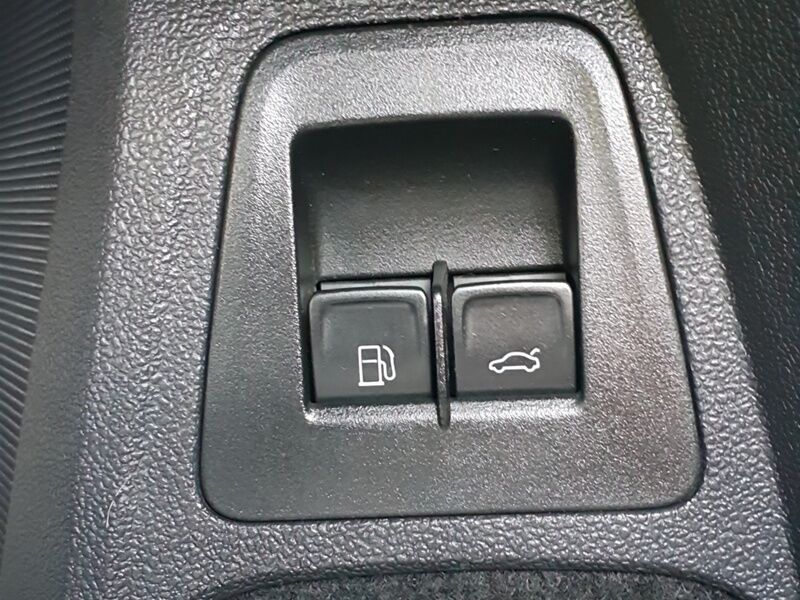 More views of Volkswagen Tiguan