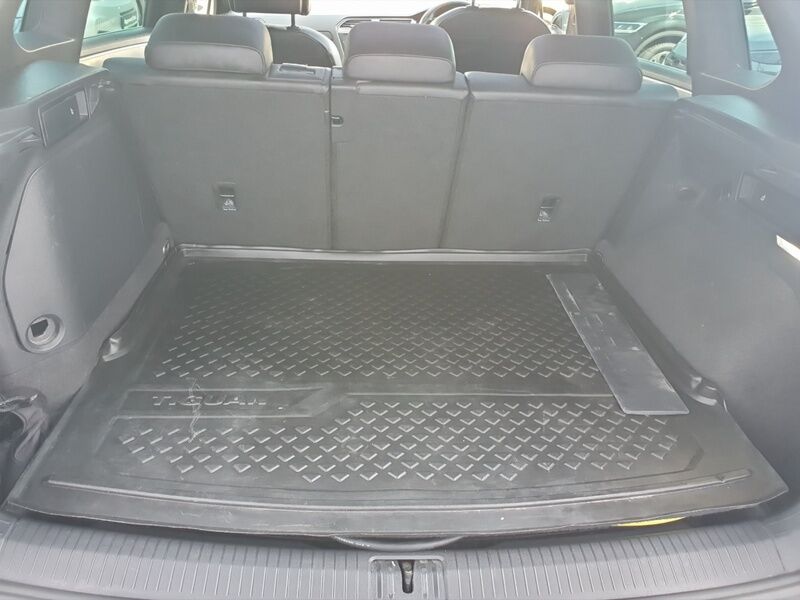 More views of Volkswagen Tiguan