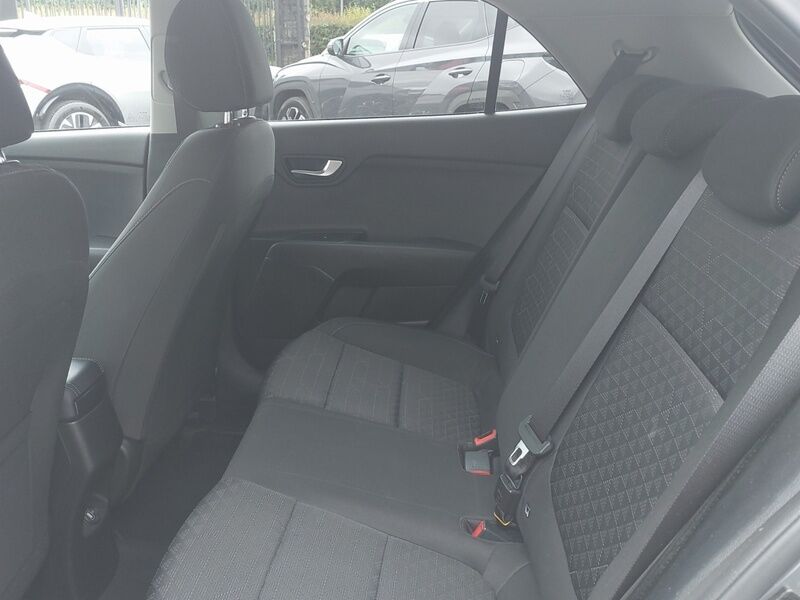 More views of Kia Rio