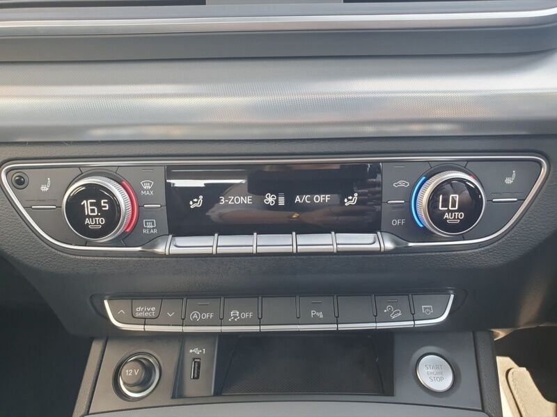 More views of Audi Q5