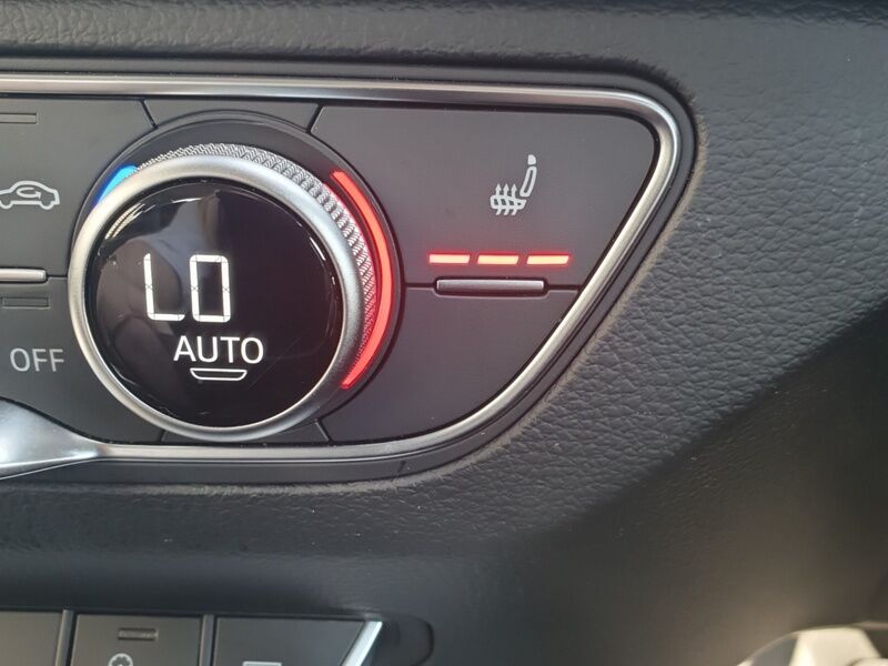 More views of Audi Q5
