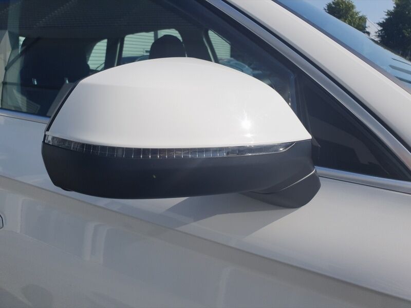 More views of Audi Q5