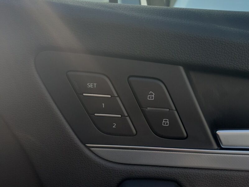 More views of Audi Q5