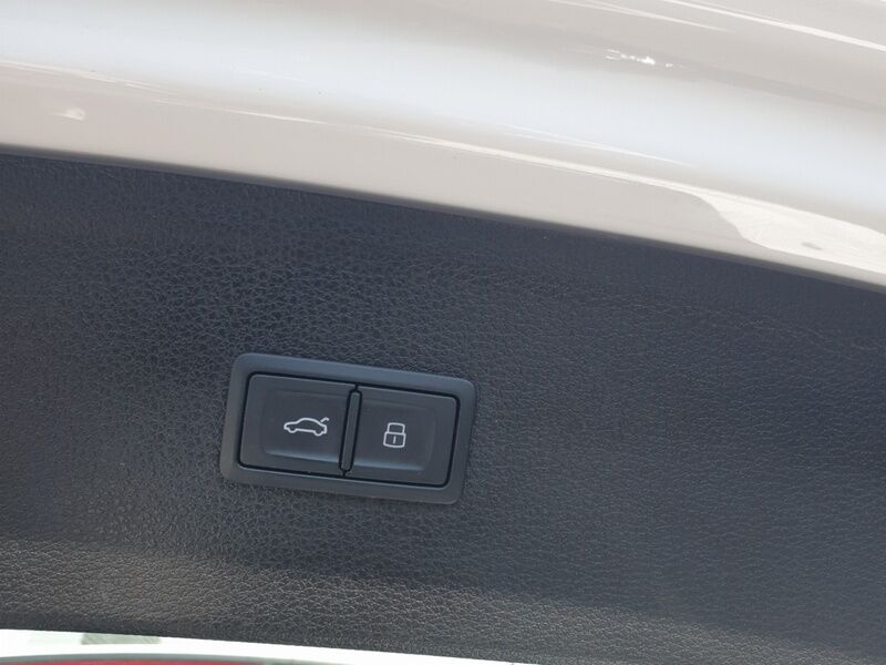 More views of Audi Q5