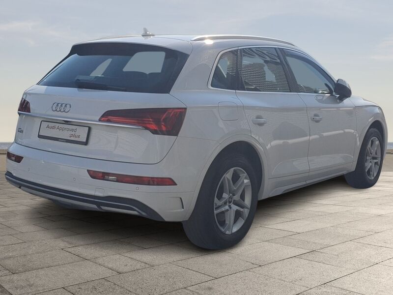 More views of Audi Q5