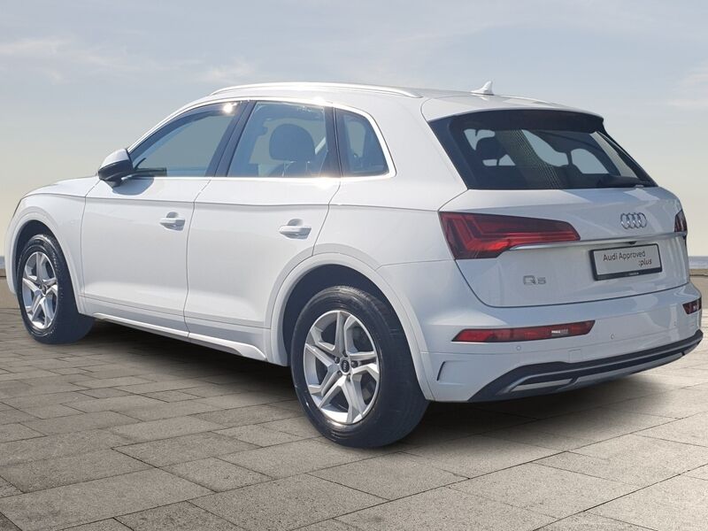More views of Audi Q5