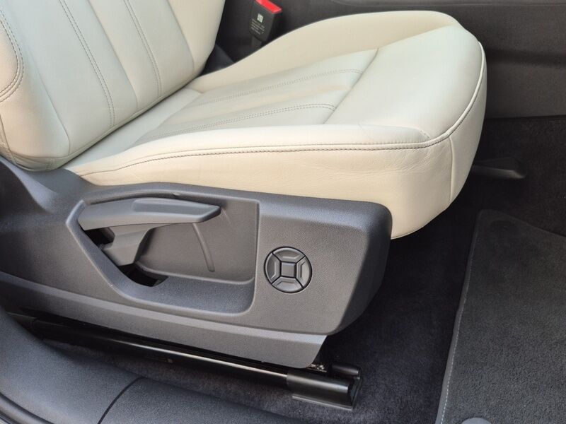 More views of Audi Q5