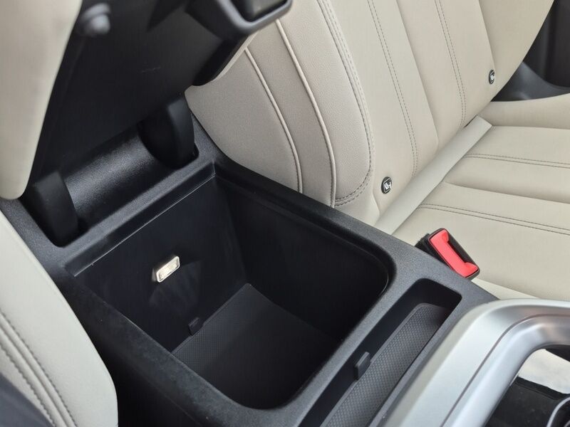 More views of Audi Q5