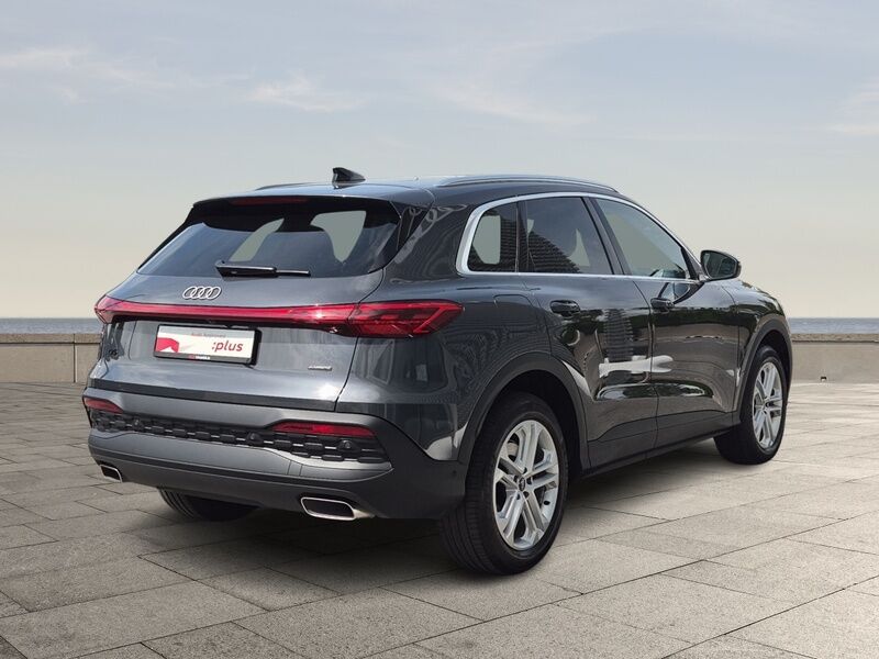 More views of Audi Q5
