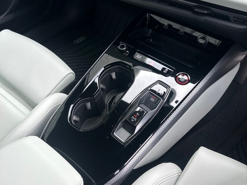 More views of Audi A5