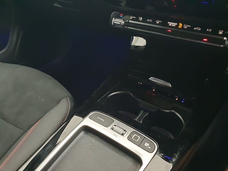 More views of Mercedes-Benz CLA