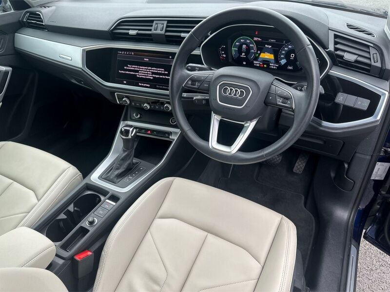 More views of Audi Q3