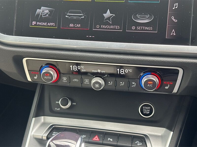 More views of Audi Q3