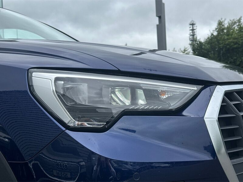 More views of Audi Q3