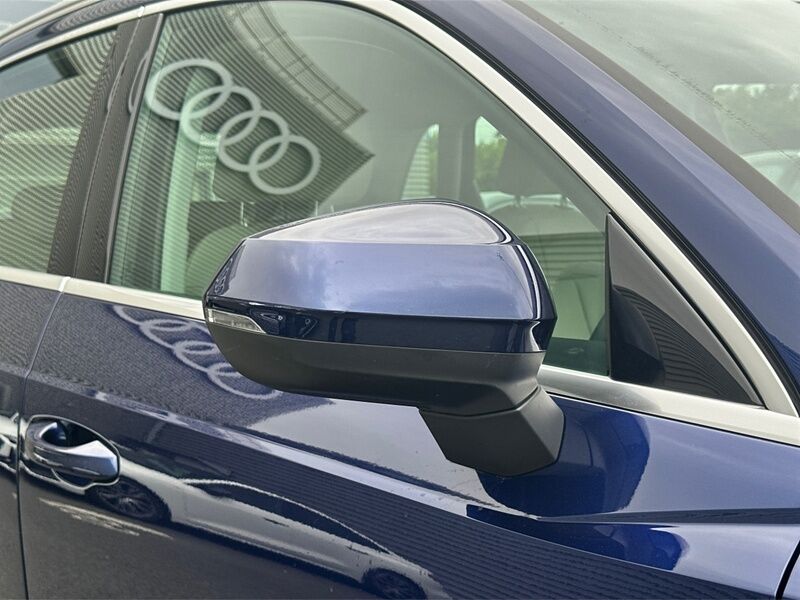More views of Audi Q3
